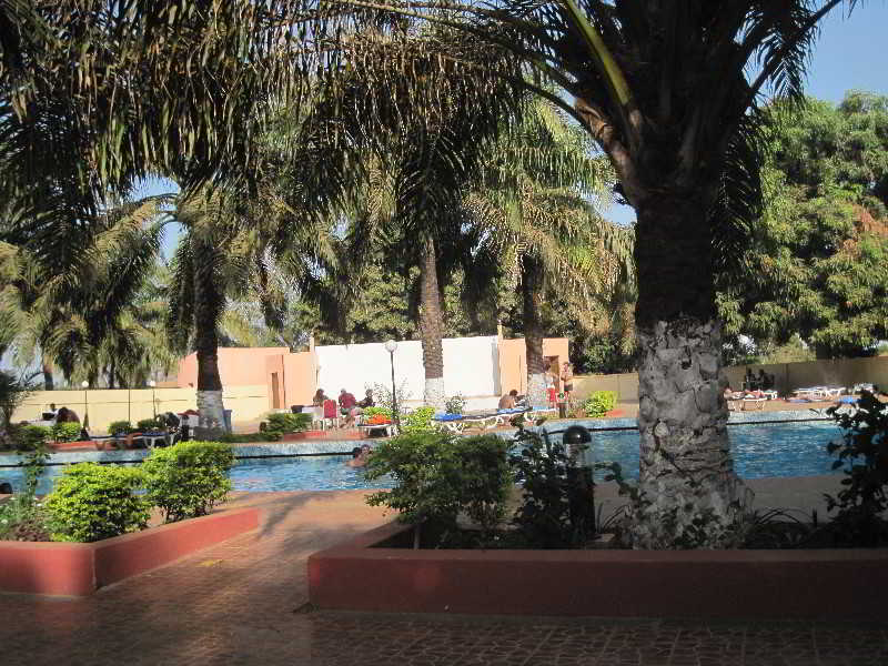 Dunia Hôtel Bissau Extérieur photo