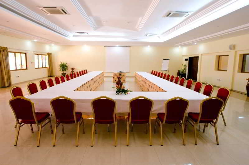 Dunia Hôtel Bissau Extérieur photo