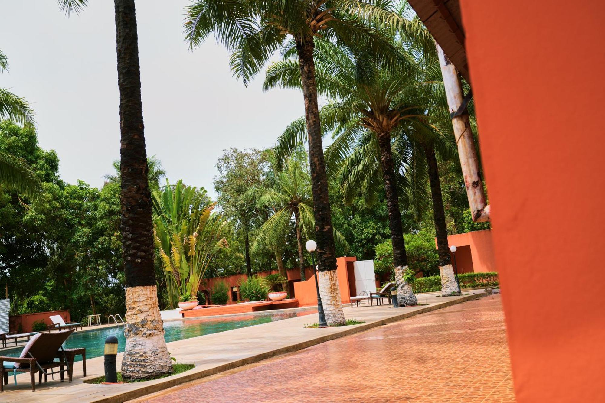 Dunia Hôtel Bissau Extérieur photo