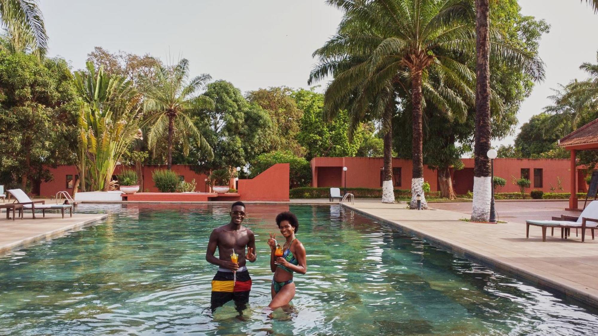 Dunia Hôtel Bissau Extérieur photo