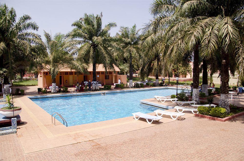 Dunia Hôtel Bissau Extérieur photo
