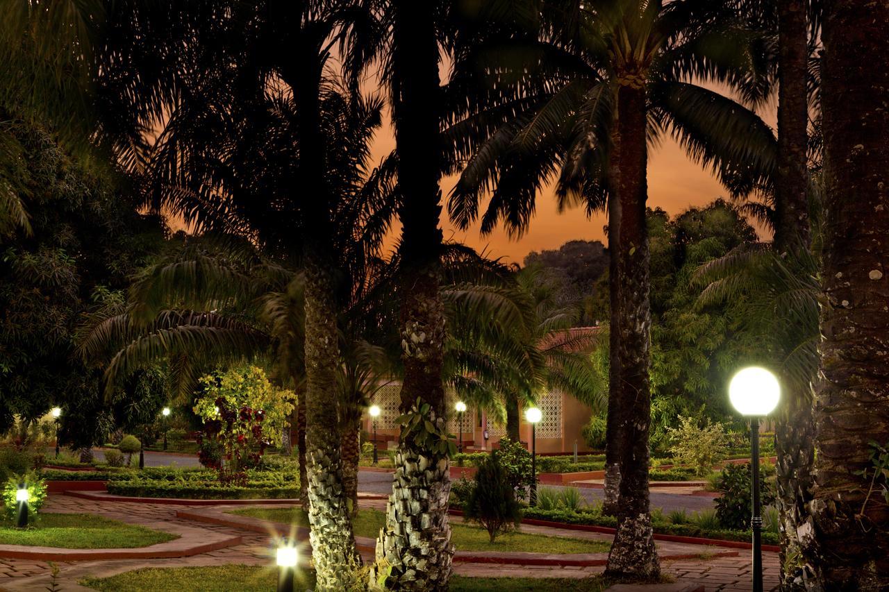 Dunia Hôtel Bissau Extérieur photo