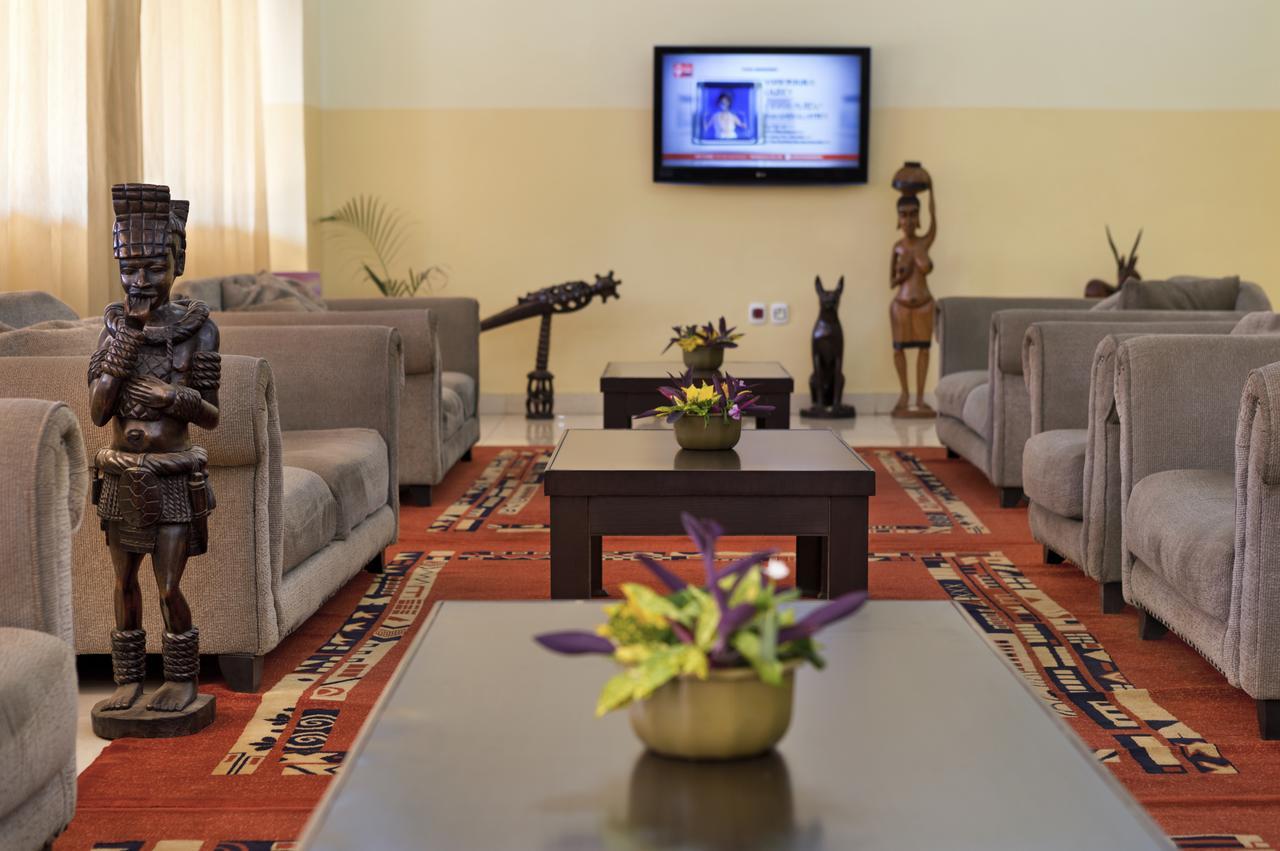 Dunia Hôtel Bissau Extérieur photo